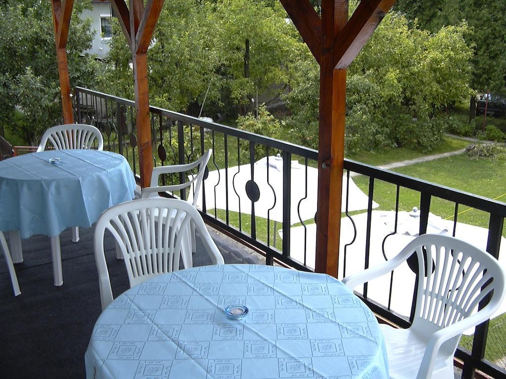 Platanus Bed & Breakfast Beckov Exterior photo